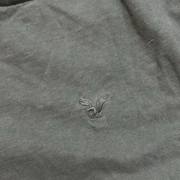 American eagle tshirt - Picture 2 of 3